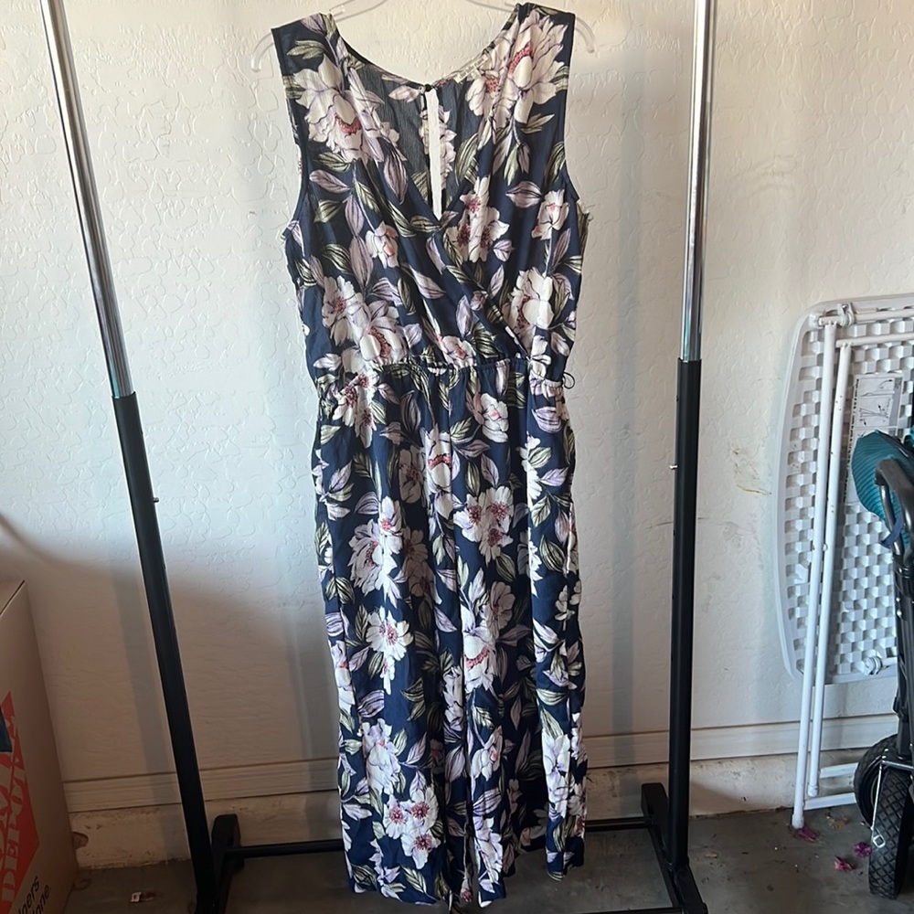 Sleeveless Floral Jumpsuit